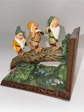 Vintage Bradford Exchange  Snow White Seven Dwarfs Heigh Ho Bookend